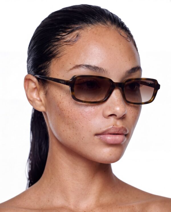 Солнцезащитные очки  VOGUE VO5666S W65613 — Optic Space
