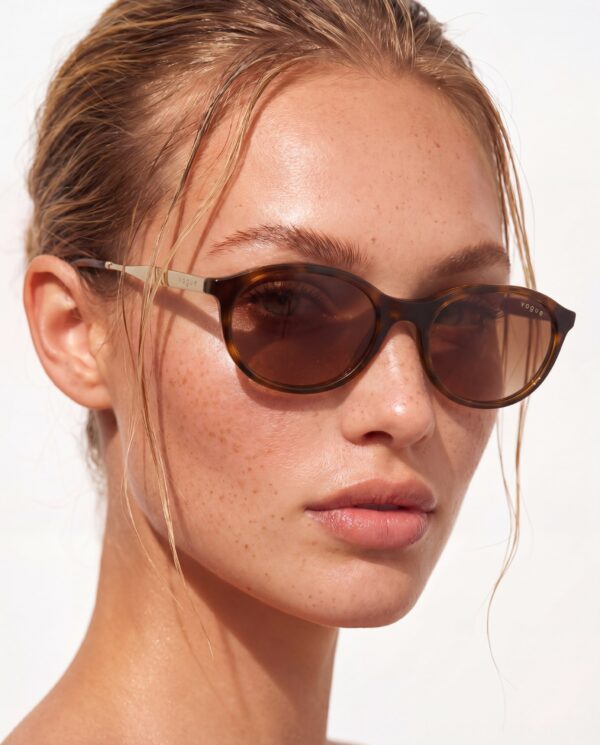 Солнцезащитные очки  VOGUE VO5625S W65673 — Optic Space