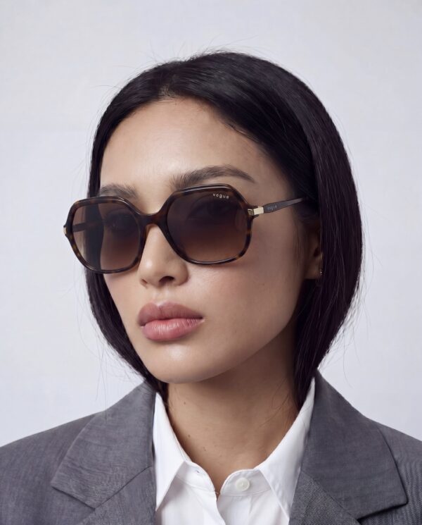 Солнцезащитные очки  VOGUE VO5561S W65613 — Optic Space